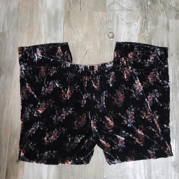 Zara Velvet like pants high rise size small - Picture 9 of 12